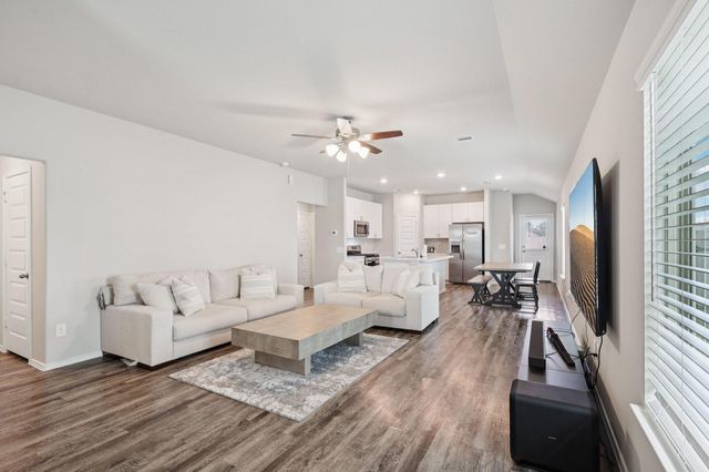 10707 Bird Of Paradise Lane, Houston, TX 77016