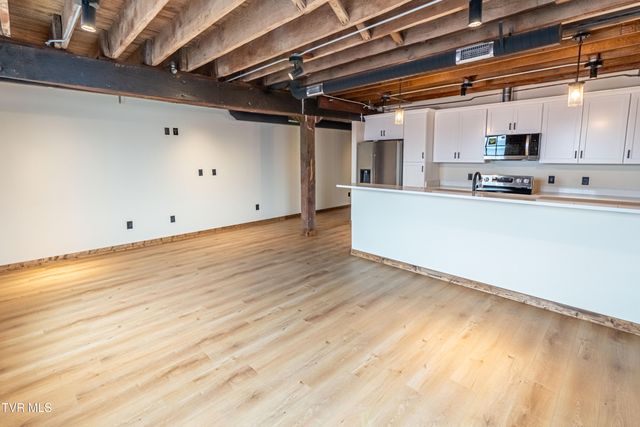 453 East Main Street 500, Kingsport, TN 37660