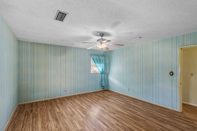 154 Brookwood Circle, Ozark, AL 36360