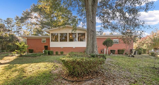 154 Brookwood Circle, Ozark, AL 36360