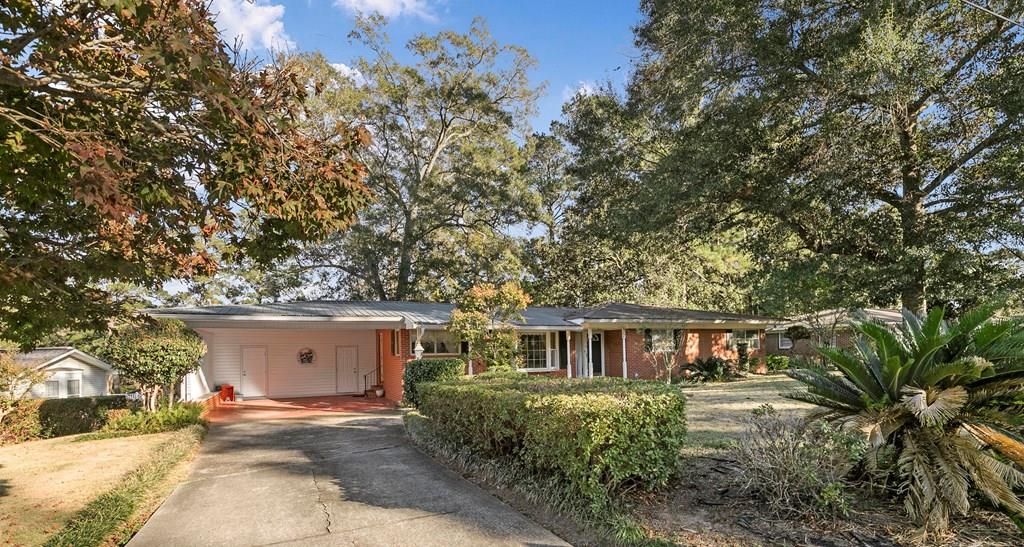 154 Brookwood Circle, Ozark, AL 36360