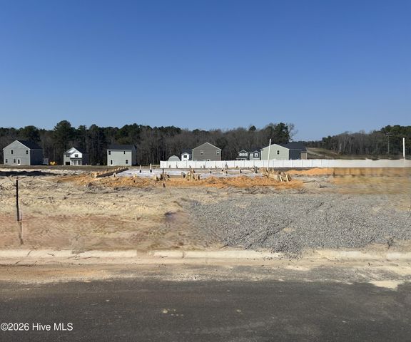 180 Deep River Road, Aberdeen, NC 28315