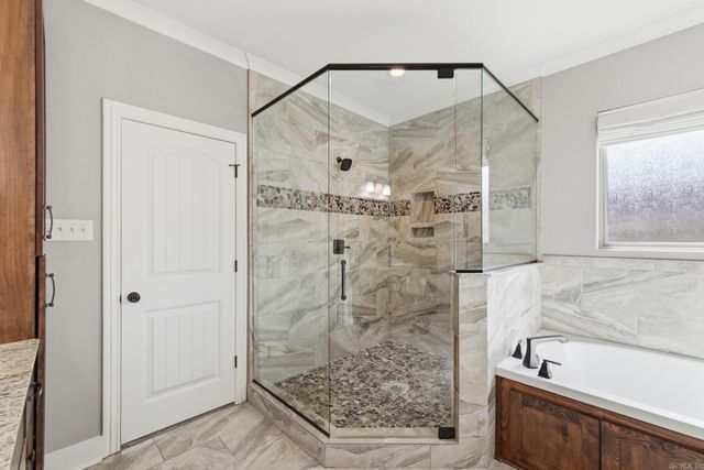 205 Lake Valley Drive, Maumelle, AR 72113