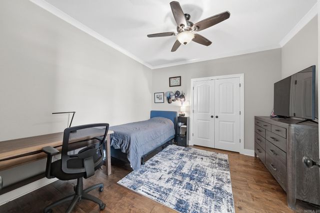 205 Lake Valley Drive, Maumelle, AR 72113