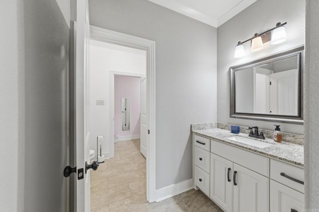 205 Lake Valley Drive, Maumelle, AR 72113