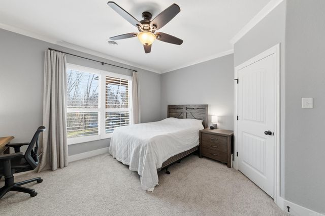 205 Lake Valley Drive, Maumelle, AR 72113