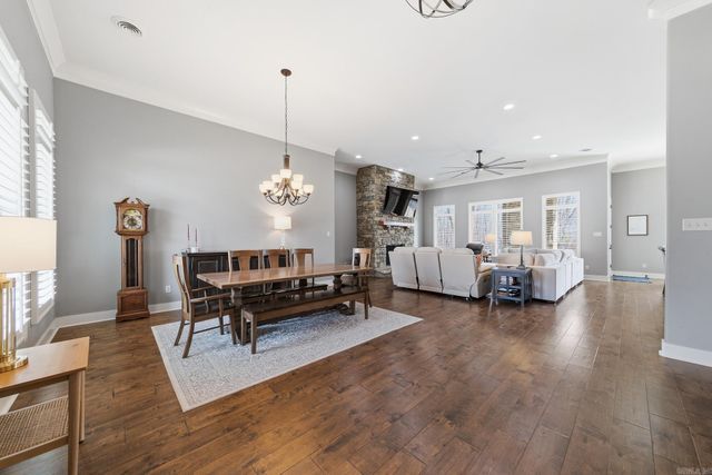 205 Lake Valley Drive, Maumelle, AR 72113