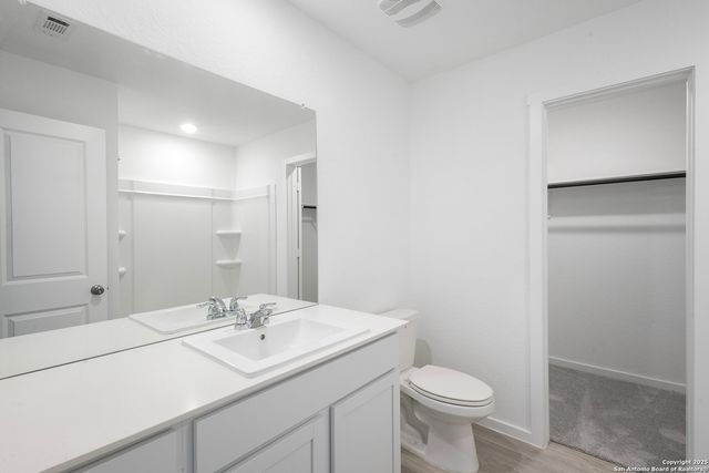 9203 Kinsel Park, Converse, TX 78109