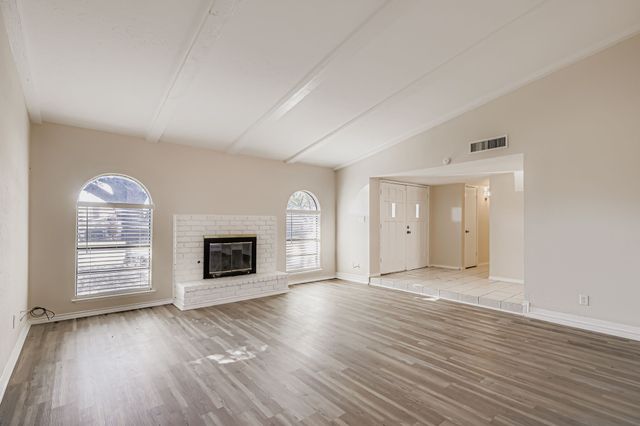 4817 Crawford Drive, The Colony, TX 75056