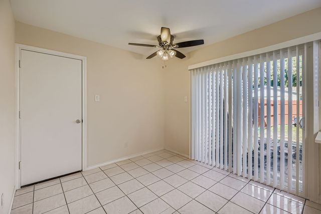 4817 Crawford Drive, The Colony, TX 75056