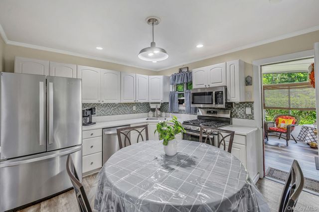49 Washington Avenue, Mastic Beach, NY 11951