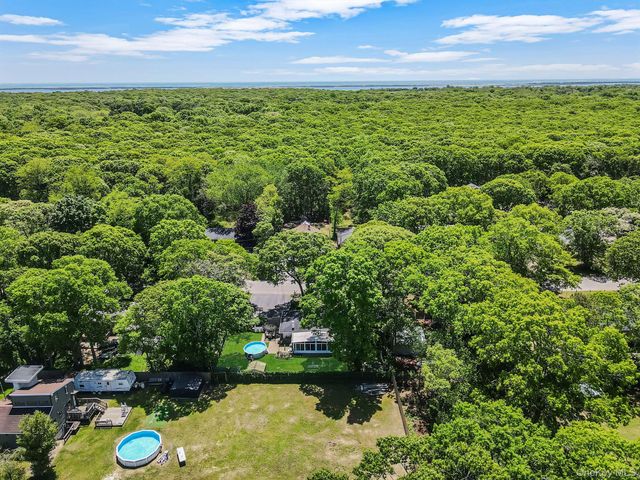 49 Washington Avenue, Mastic Beach, NY 11951