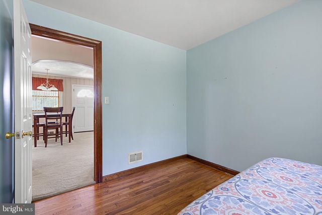 27 WEDGEWOOD RD, Newark, DE 19711