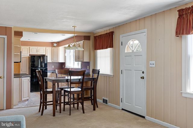 27 WEDGEWOOD RD, Newark, DE 19711