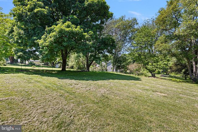 27 WEDGEWOOD RD, Newark, DE 19711