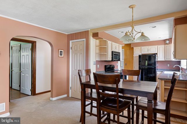 27 WEDGEWOOD RD, Newark, DE 19711