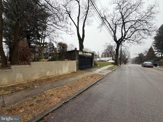 6349 N 12TH ST, Philadelphia, PA 19141