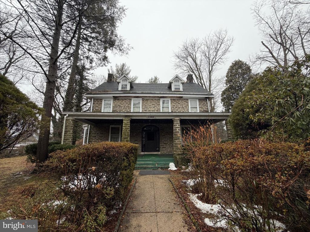 6349 N 12TH ST, Philadelphia, PA 19141