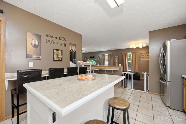 933 Marcia Drive, Trenton, OH 45067
