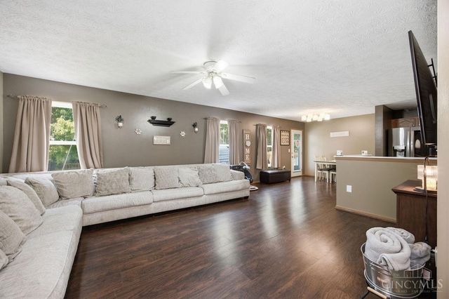 933 Marcia Drive, Trenton, OH 45067
