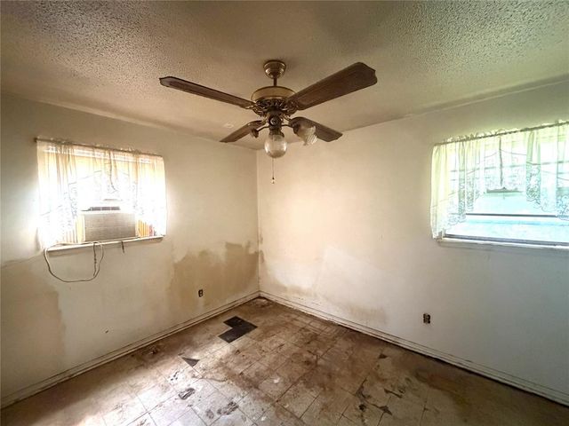 1340 SW 77th Place, Oklahoma City, OK 73159