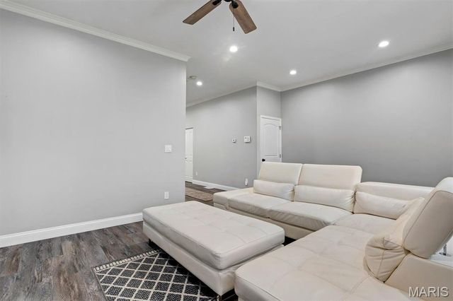 3204 Mount Pleasant Street, St Louis, MO 63111