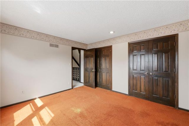 16701 E George Franklyn Drive, Independence, MO 64055