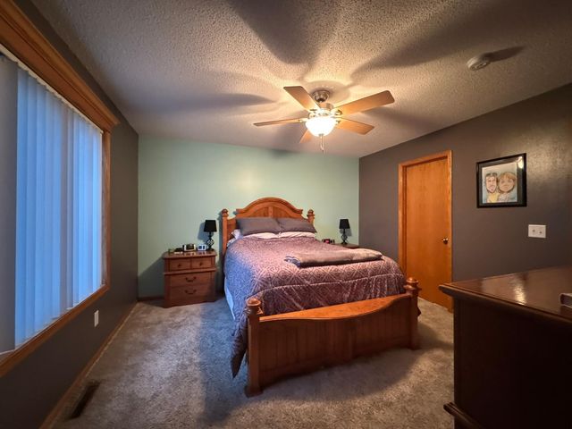 10 Juneau Court, North Mankato, MN 56003