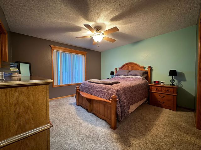 10 Juneau Court, North Mankato, MN 56003