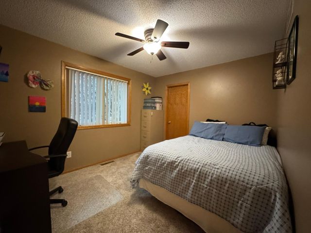 10 Juneau Court, North Mankato, MN 56003