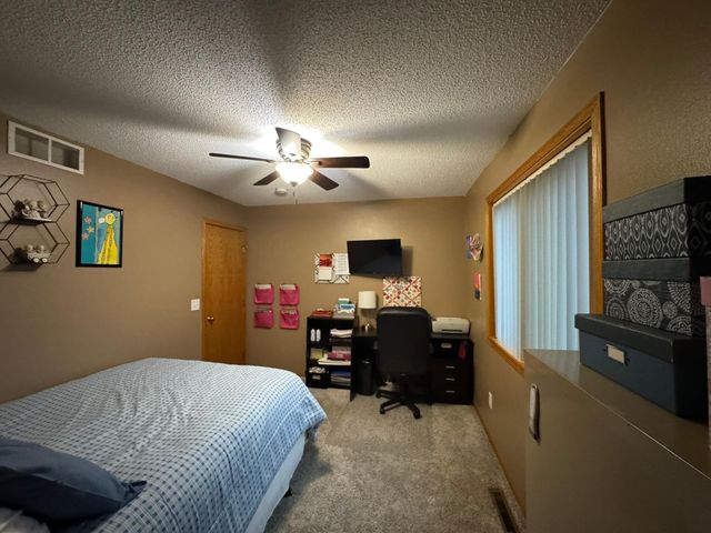 10 Juneau Court, North Mankato, MN 56003