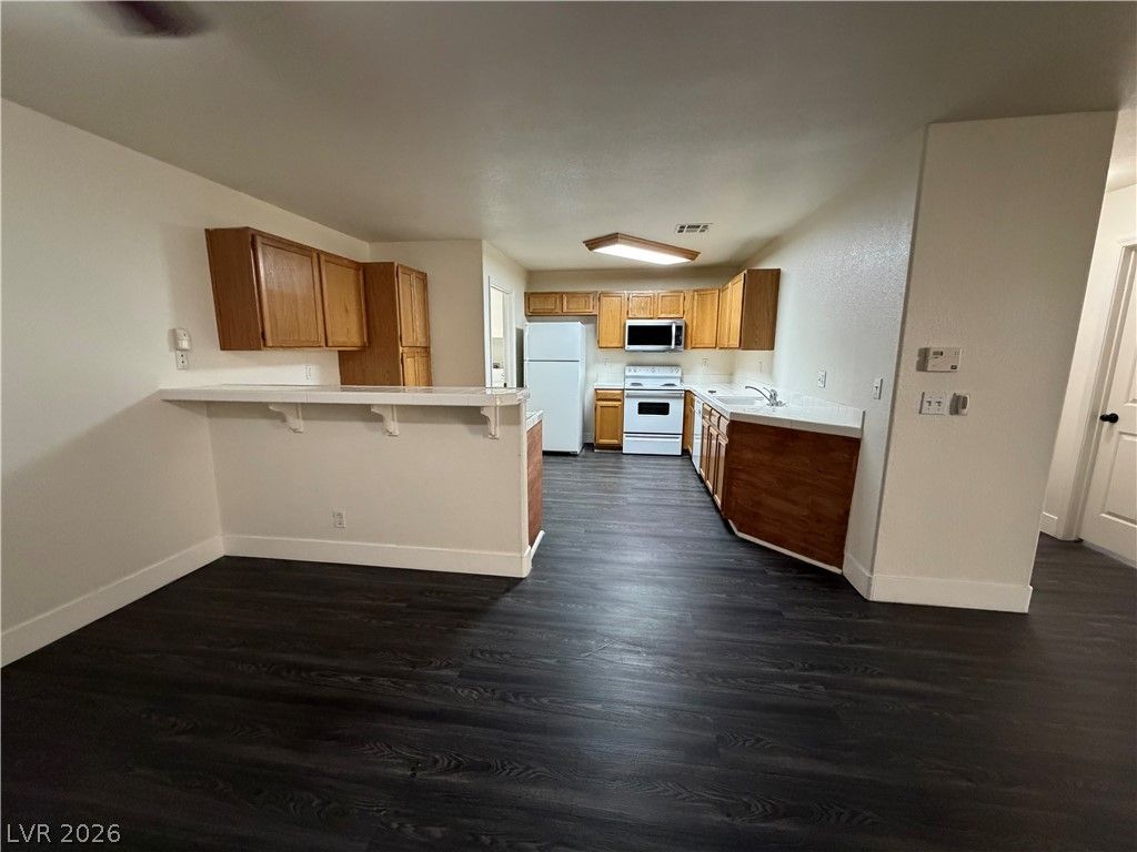 3673 Ian Thomas Street 103, Las Vegas, NV 89129 — photo 3