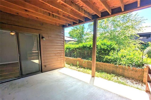 8021 Cedar Glen Drive, Charlotte, NC 28212