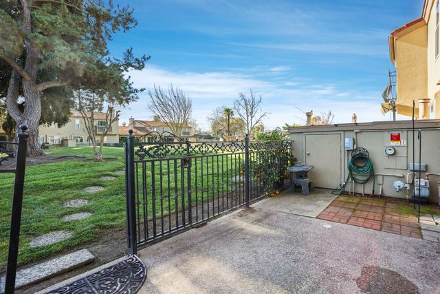 3614 S Monitor Cir, Stockton, CA 95219