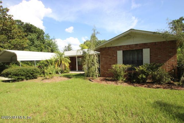 107 PIQUE Road, Crescent City, FL 32112