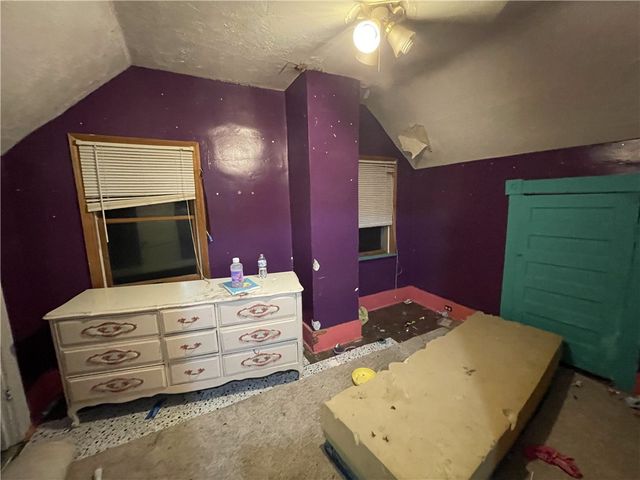 67 Dixon Blvd, South Union Twp, PA 15401