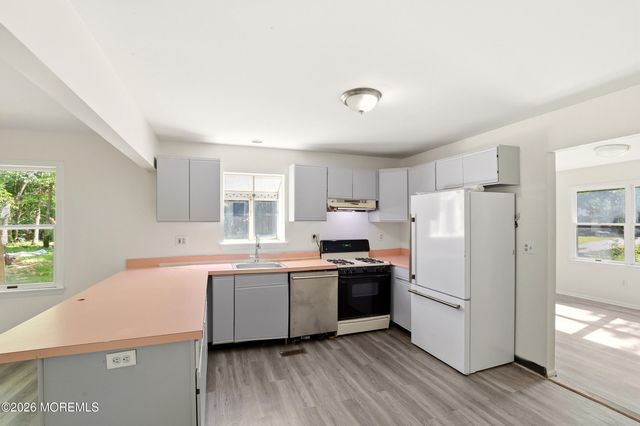1305 Marshall Street, Lakewood, NJ 08701