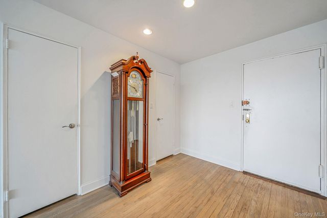 23-20 Bell Boulevard 6J, Bayside, NY 11360