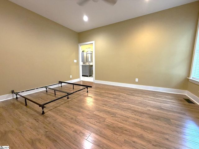 104 Cottage Way, Easley, SC 29642