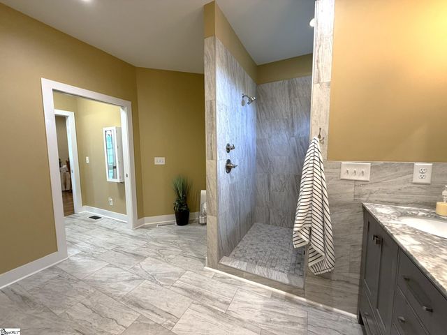 104 Cottage Way, Easley, SC 29642