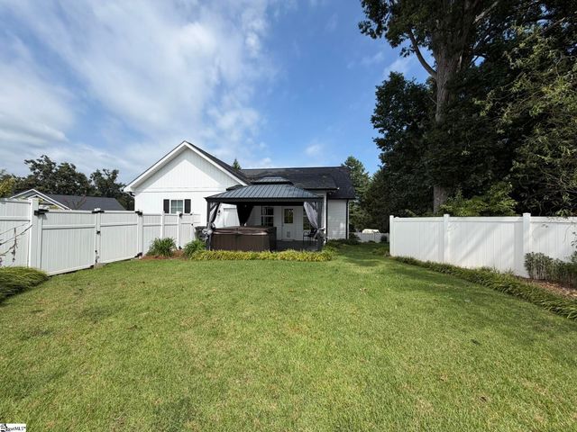 104 Cottage Way, Easley, SC 29642