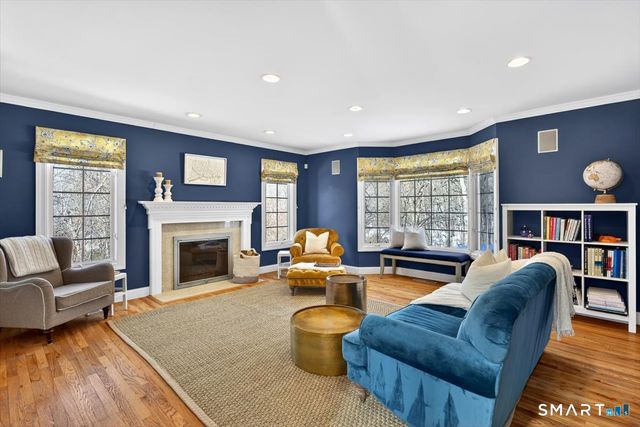 9 Woods End Lane, Weston, CT 06883