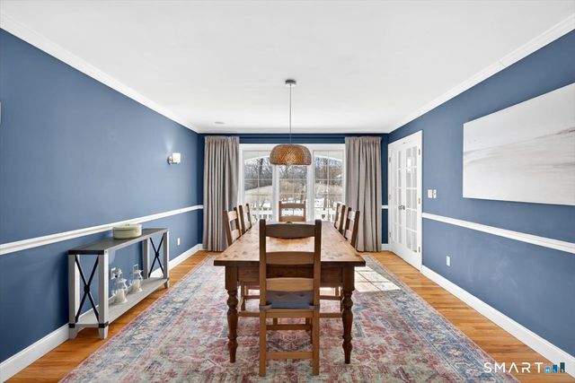 9 Woods End Lane, Weston, CT 06883