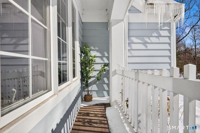 9 Woods End Lane, Weston, CT 06883