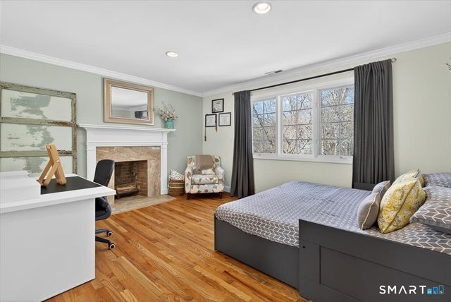 9 Woods End Lane, Weston, CT 06883