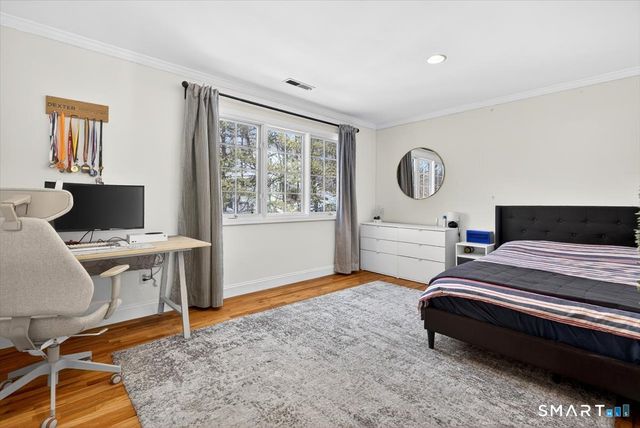 9 Woods End Lane, Weston, CT 06883