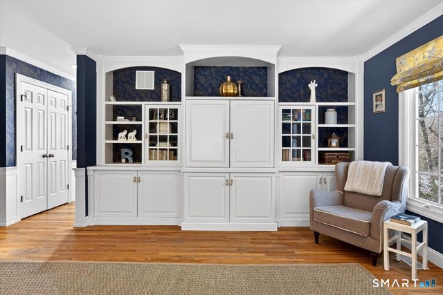 9 Woods End Lane, Weston, CT 06883