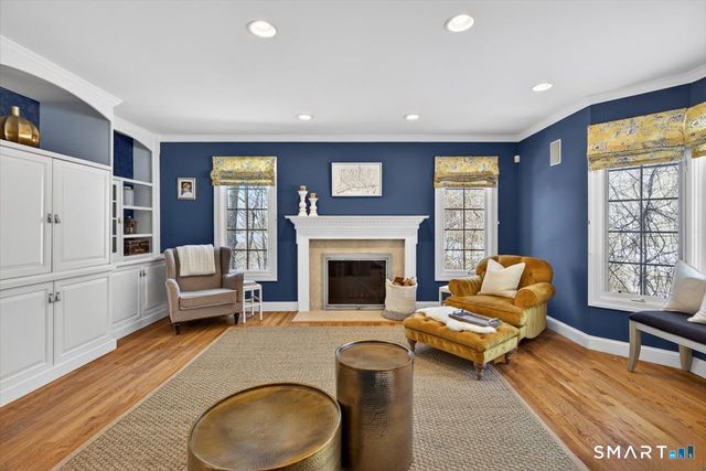 9 Woods End Lane, Weston, CT 06883