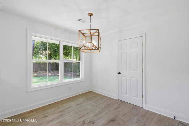 5326 Balmoral Drive, Jackson, MS 39211
