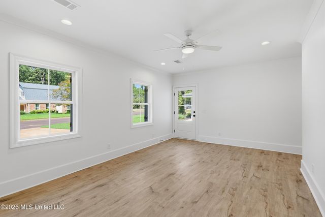5326 Balmoral Drive, Jackson, MS 39211